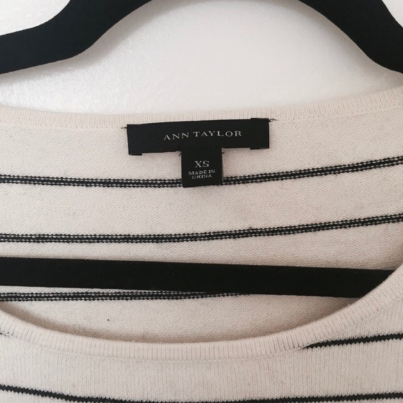 Ann Taylor Striped Welt Pocket Sweater Size XS - Picture 5 of 8